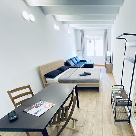 Апартаменты Apl Sants Lofts Bcn Fira Camp Nou Барселона Экстерьер фото