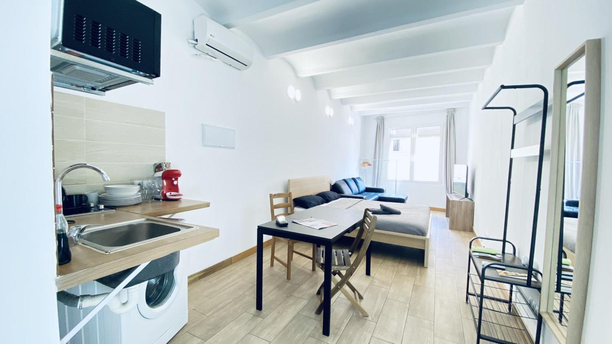Апартаменты Apl Sants Lofts Bcn Fira Camp Nou Барселона Экстерьер фото